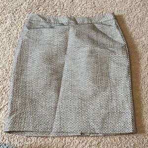 White and black polka dot midi skirt